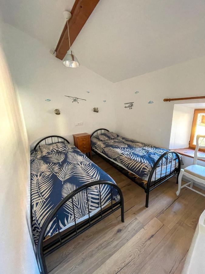 Ferme Robin Bed & Breakfast Marsaz Exterior photo