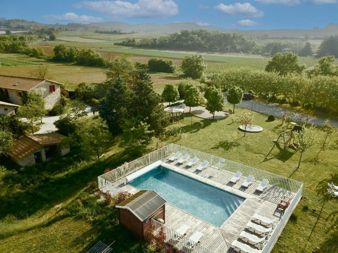 Ferme Robin Bed & Breakfast Marsaz Exterior photo