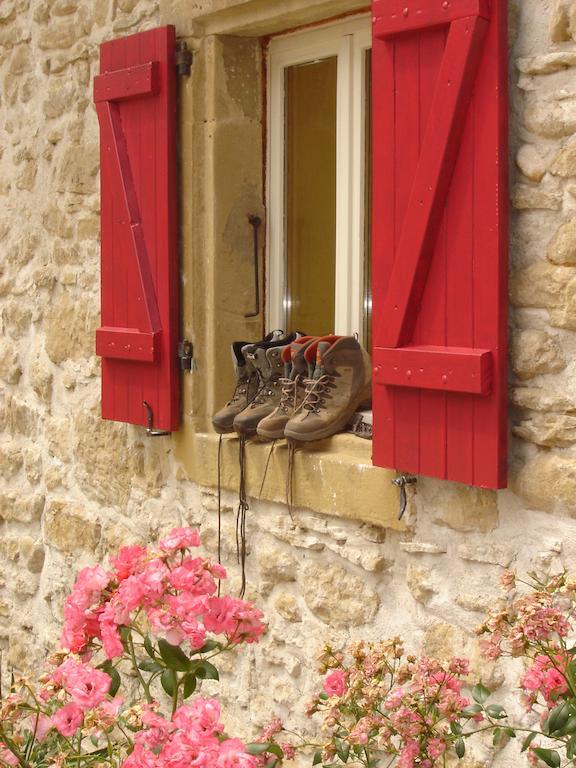 Ferme Robin Bed & Breakfast Marsaz Exterior photo